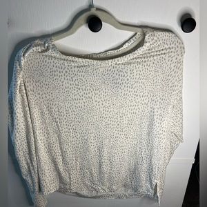 Soma sleep shirt small